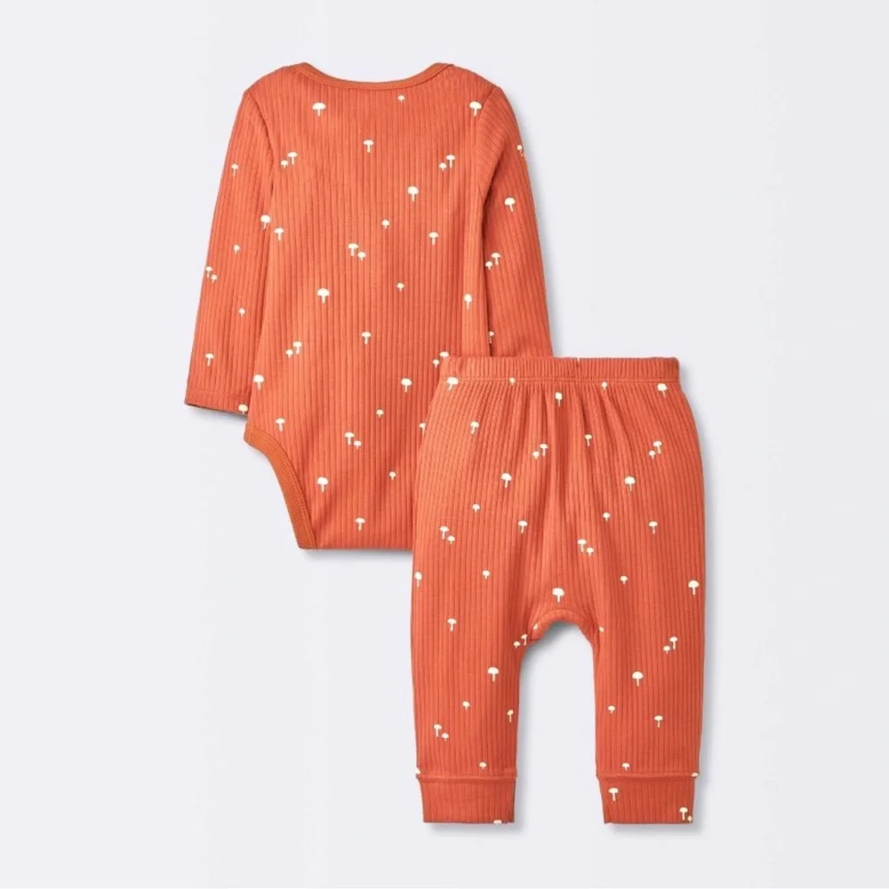 Baby 2pc Neutral Mushroom Wide Ribbed Top & Bottom Set - Cloud Island™
